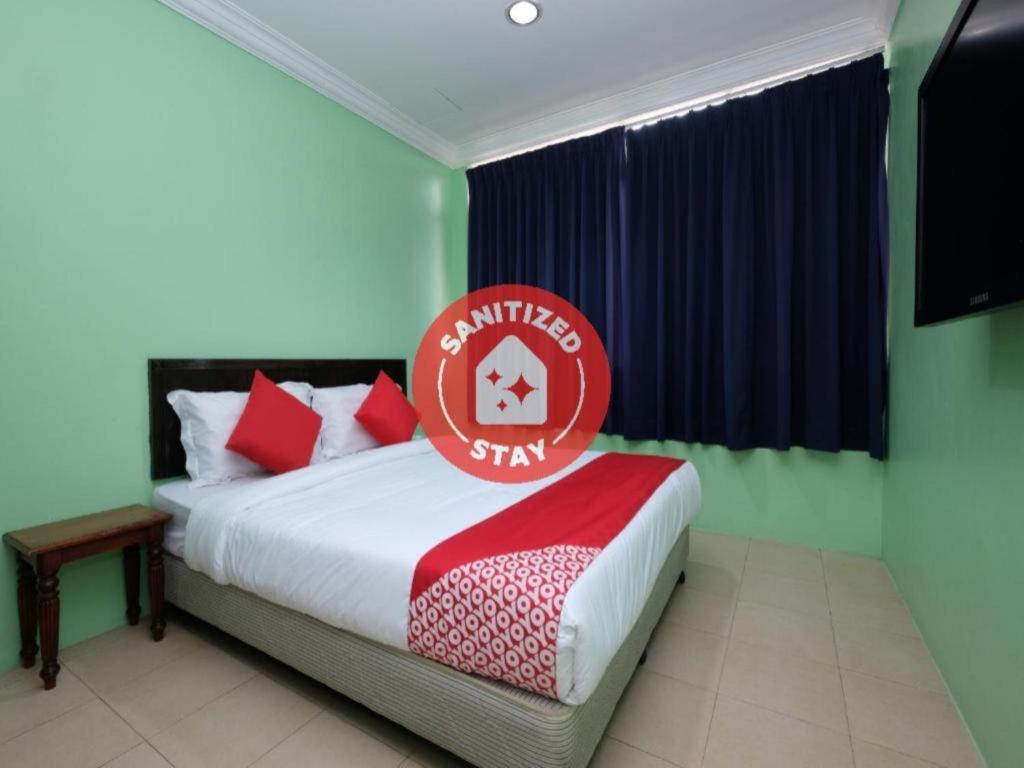 Oyo 89759 Gold Jerantut Hotel מראה חיצוני תמונה