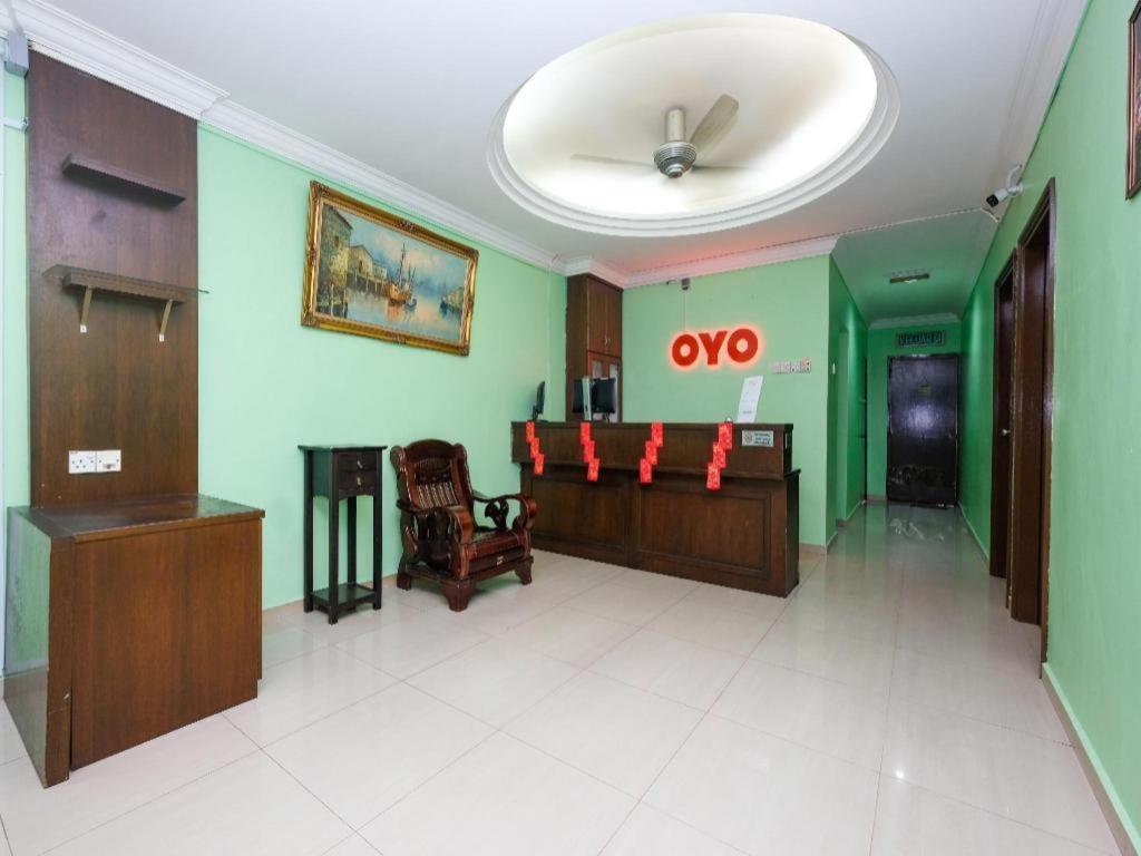 Oyo 89759 Gold Jerantut Hotel מראה חיצוני תמונה